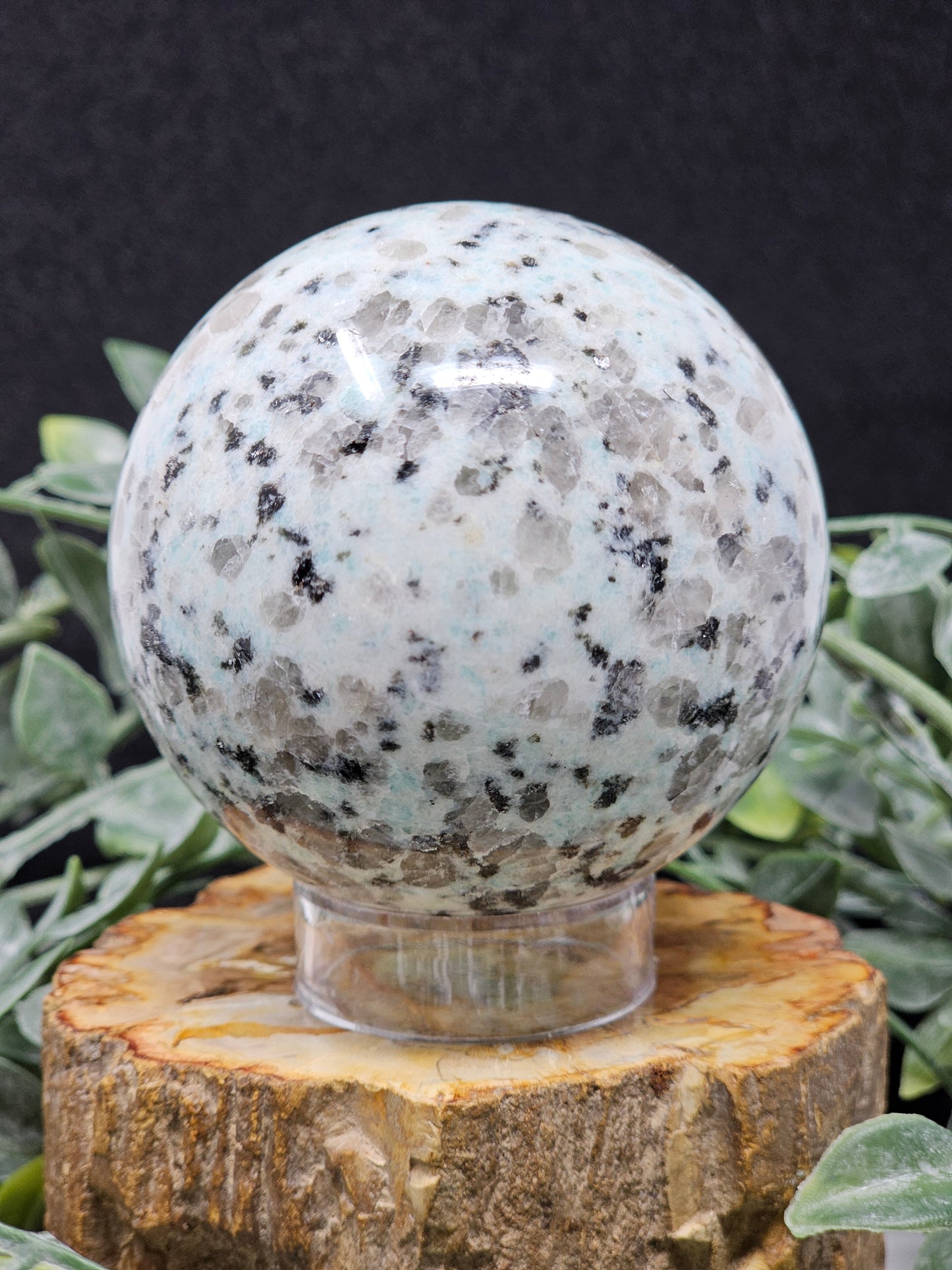 Kiwi Jasper Sphere